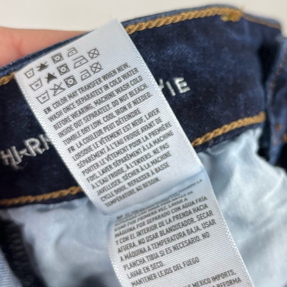 American Eagle Hi-Rise Shortie Jean Shorts Distressed Dark Blue Wash Festival 6 - Picture 10 of 12